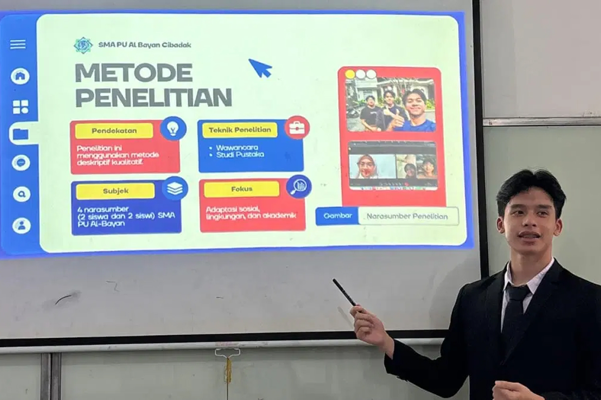 Murid Kelas XI SMA Al Bayan Mengikuti Ujian Sidang KTI